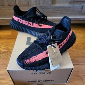 Yeezy Boost 350 V2